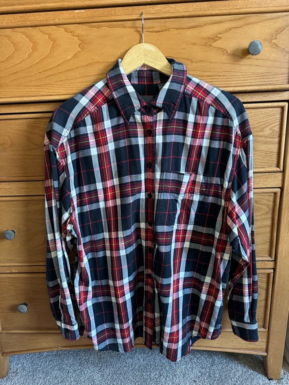 Liz Wear 100% Cotton Oversized Black Red Plaid Button Down Size Large Classic